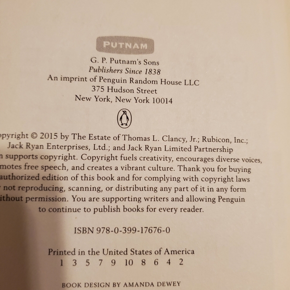 Tom Clancy Commander in Chief hardcover book - Picture 8 of 8